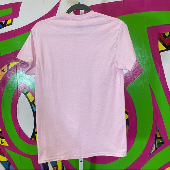 Gildan, Funny Graphic T-Shirt. Size Small. In pristine condition! - Picture 5 of 5